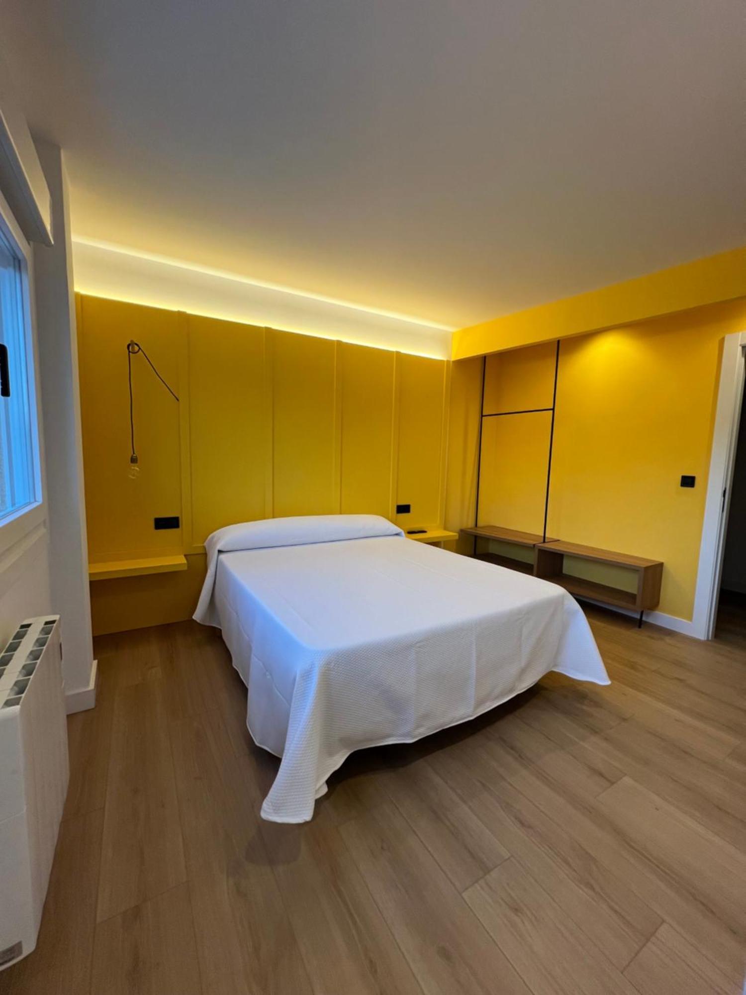 Albergue O Burgo O Pedrouzo Bagian luar foto